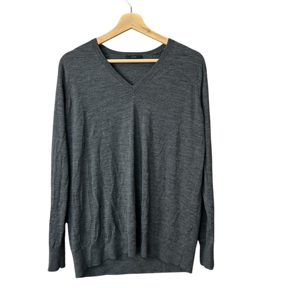 COS Men’s Gray Lightweight 100%‎ Wool V Neck Sweater Size Medium
